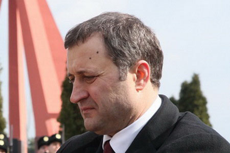 Депутаты Молдавского парламента отправили в отставку правительство страны во главе с председателем