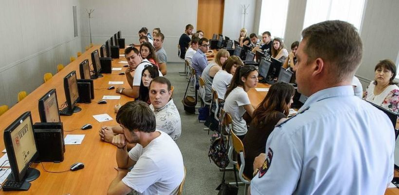 Россияне боятся шутить на политические темы в интернете