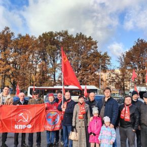 Автопробег в День комсомола в Рязани