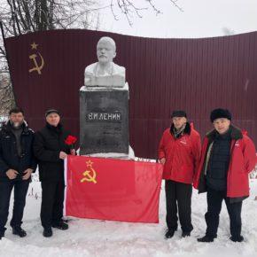 Касимовские коммунисты провели автопробег к 100 летию СССР