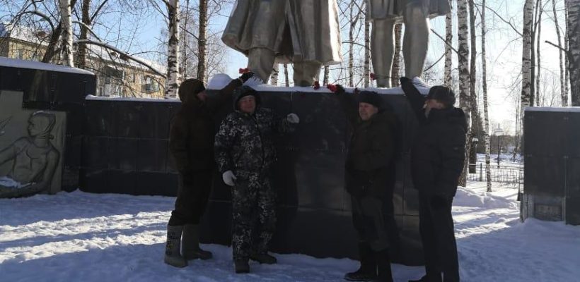 Шиловские коммунисты отметили День Советской армии и ВМФ
