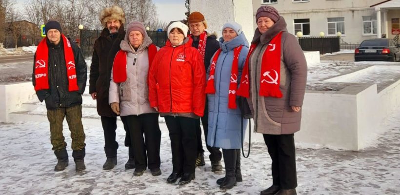 Возложение в день памяти В.И. Ленина в Клепиковском районе