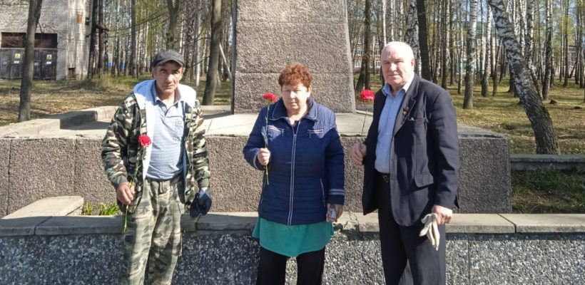 Коммунисты Рязанского района отметили День рождение В.И. Ленина