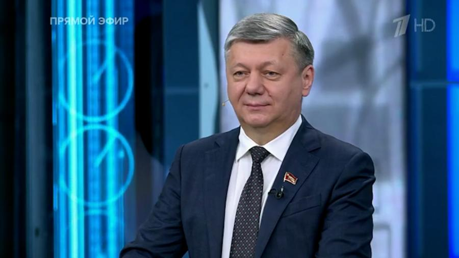 Дмитрий Новиков на Первом канале о клановости политики в США и о том, почему глобалисты хотят уничтожить Трампа