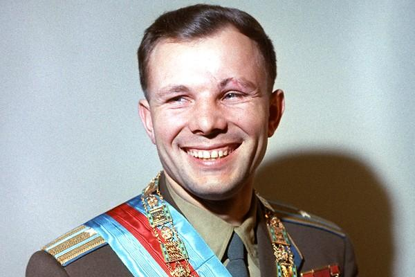 Геннадий Зюганов: Герои космоса учат нас брать большие вершины!
