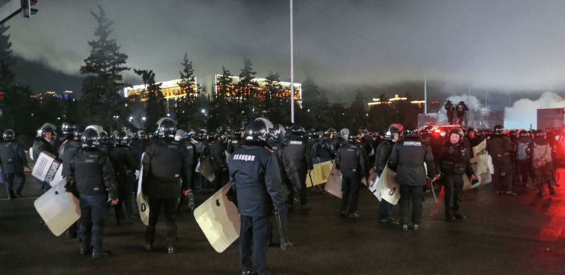 Дмитрий Новиков: Социально-экономическое неравенство в Казахстане привело к массовым протестам