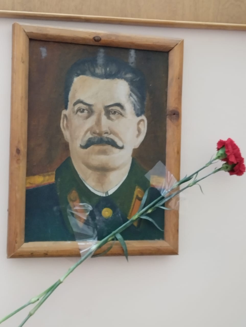 Сасовские коммунисты отметили -144 летие И.В. Сталина!