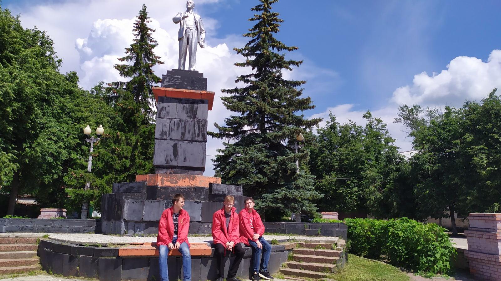 Касимовские коммунисты провели субботник ко Дню Памяти