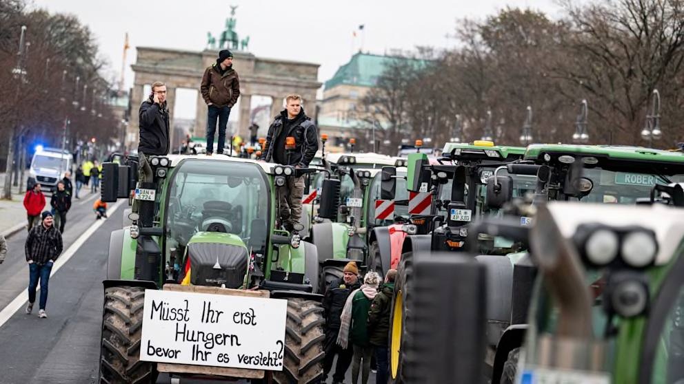 Шольц капут? В Германии проходи крупнейшая акция протеста фермеров