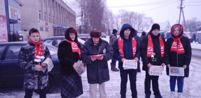 Галина Гнускина в рождественские дни с партийным активом побывала в р.п.Ермишь
