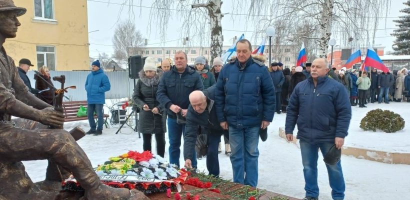 Сасовские коммунисты почтили память воинов-интернационалистов